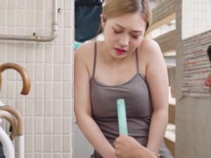Con dâu xinh tươi hàng múp bị bố chồng gạ địt